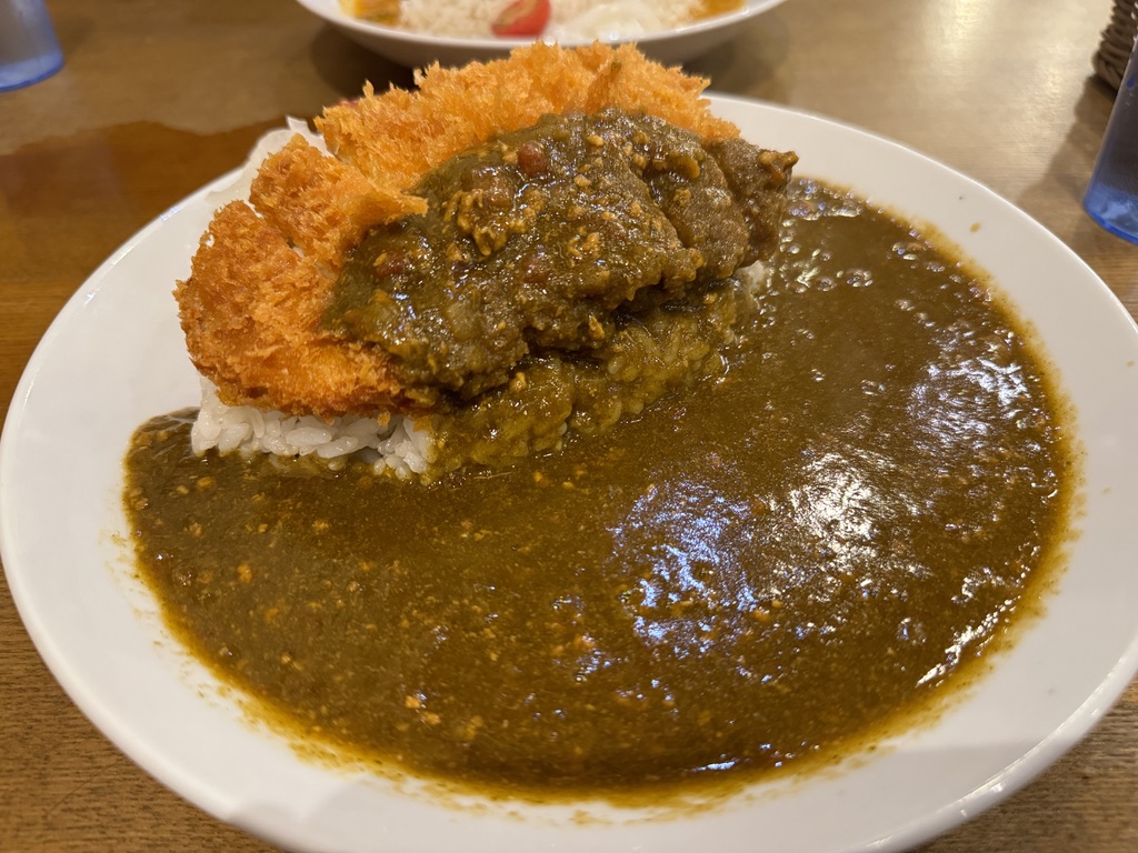 奈良商店街的咖喱饭